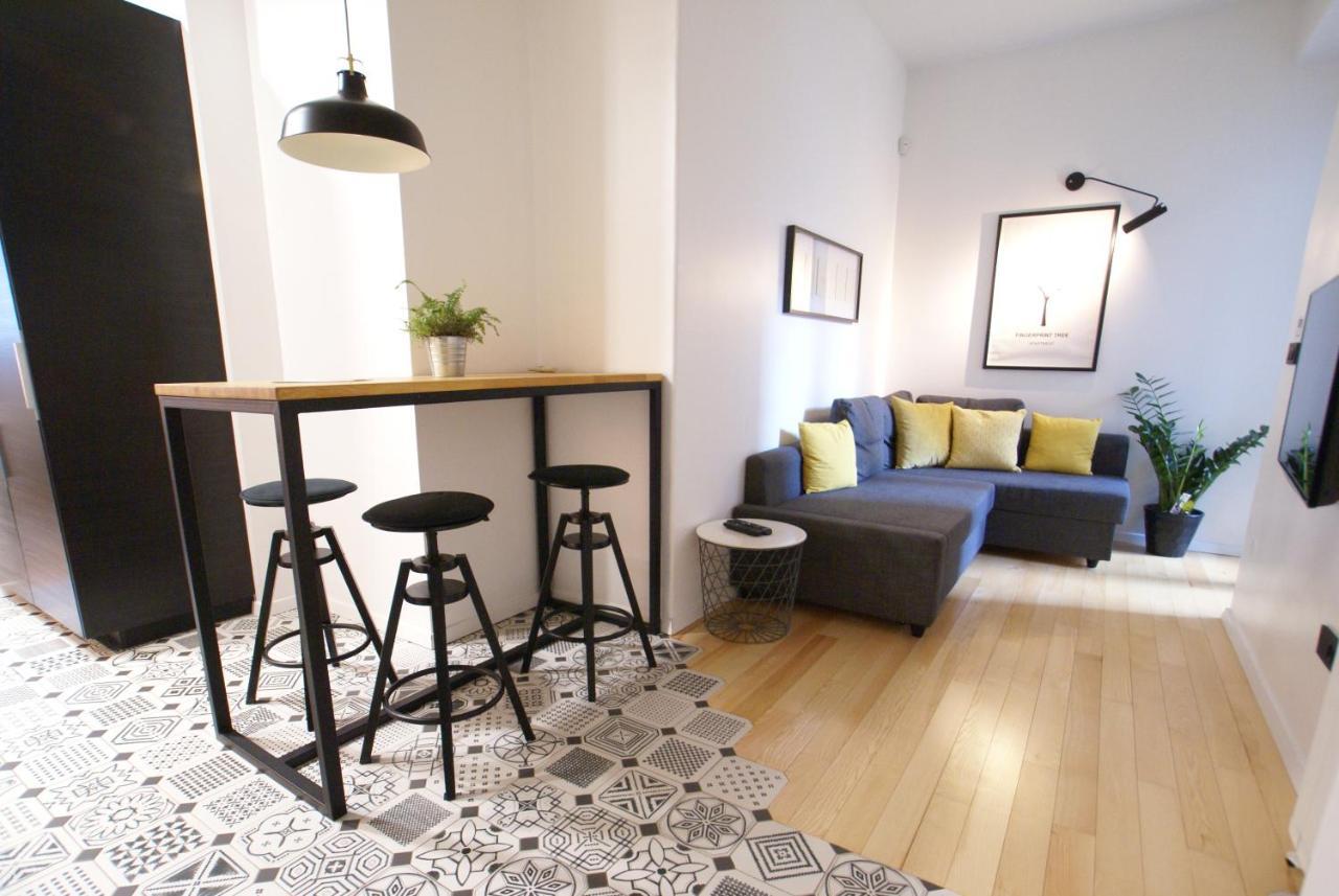 Apartment Fingerprint Tree Zagreb